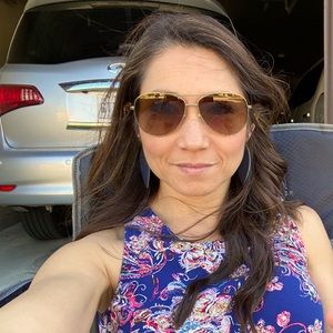 Meet your Posher, Marie